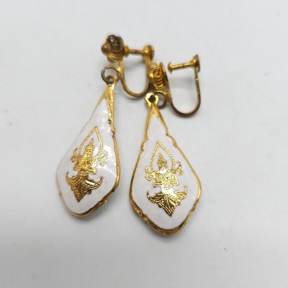 Vintage Clip On Earrings With Thai Gold Design On White Enamel Teardrop - Picture 2 of 4